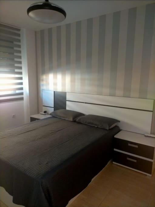 Apartamento Moderno Con Piscina Garaje Wifi Ac El Campello Eksteriør billede