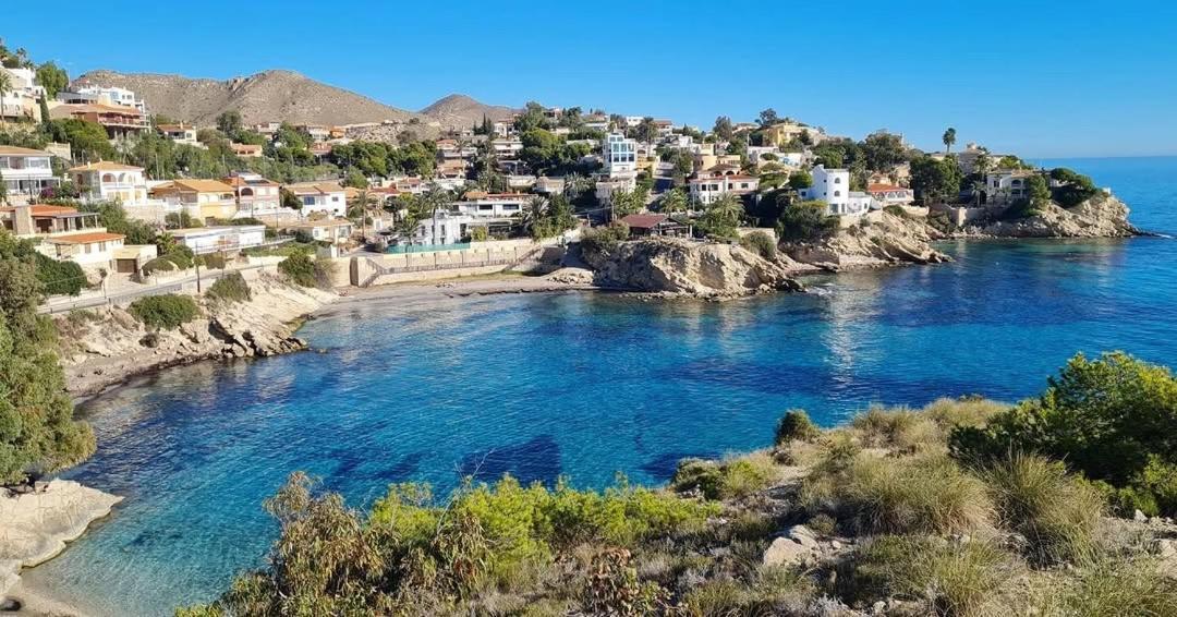 Apartamento Moderno Con Piscina Garaje Wifi Ac El Campello Eksteriør billede